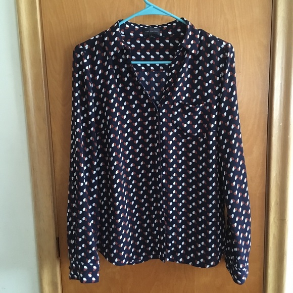 Express dressy button down. - Picture 3 of 7